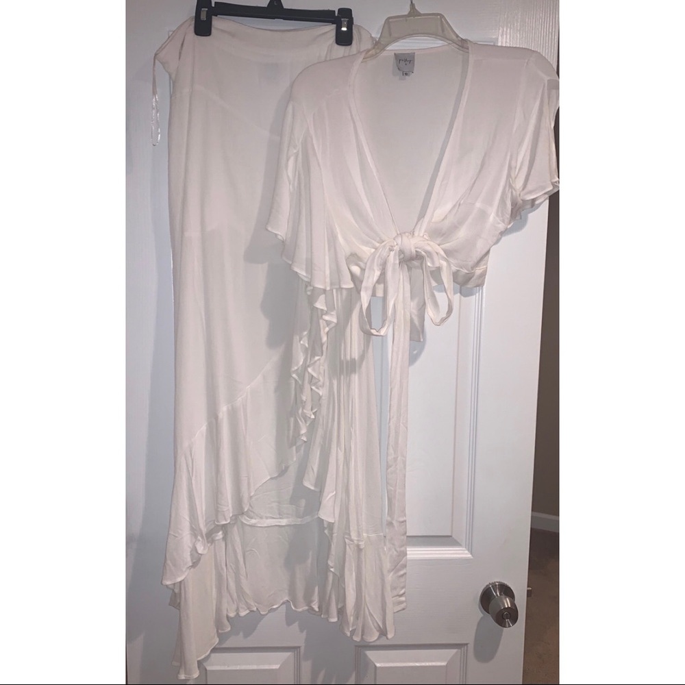 Princess Polly White Linen 2 Piece Set.